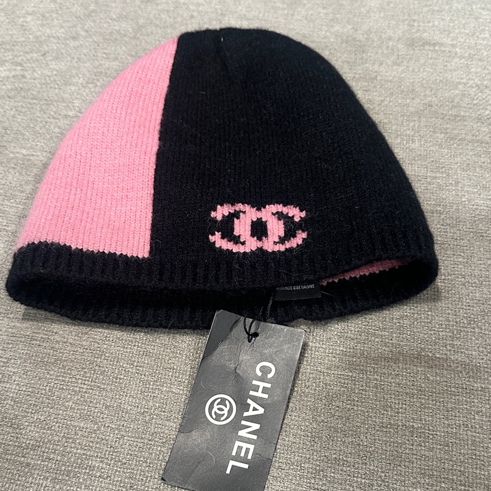 Small Black and Pink Two-Tone CC Logo Beanie